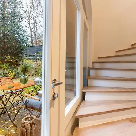 Coach House Villa