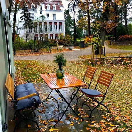 Villa Coach House